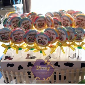 Oscar's Oasis Lollipops Party Favors Personalized Suckers 12 Pcs -  PartyCreationz